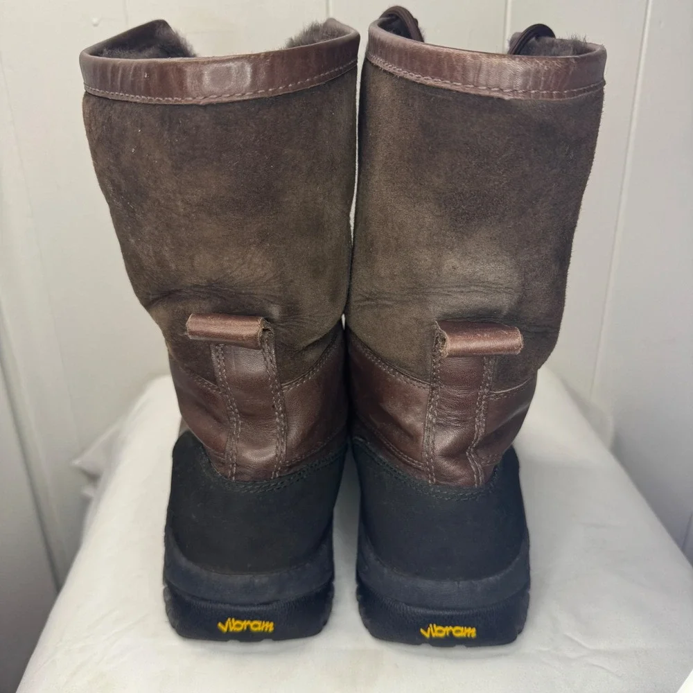 UGG Butte Gray/Black 5521 Cold Weather‎ Waterproof Boots Men's Size 10.5